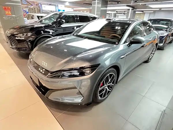 BYD Han L 2026
