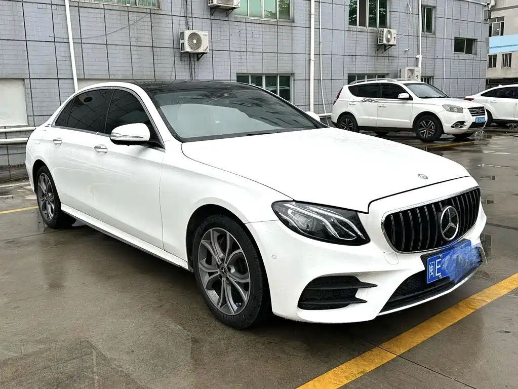 Mercedes-Benz E-Class 2016 — фото 3
