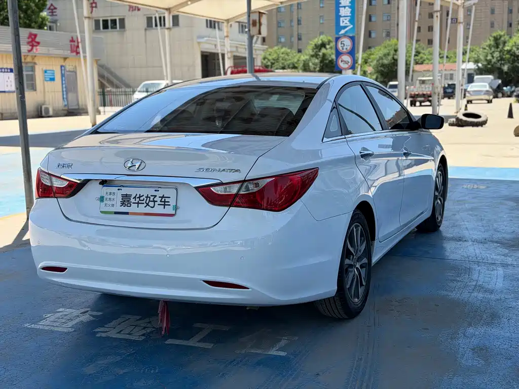 Hyundai Sonata 2013 — фото 9
