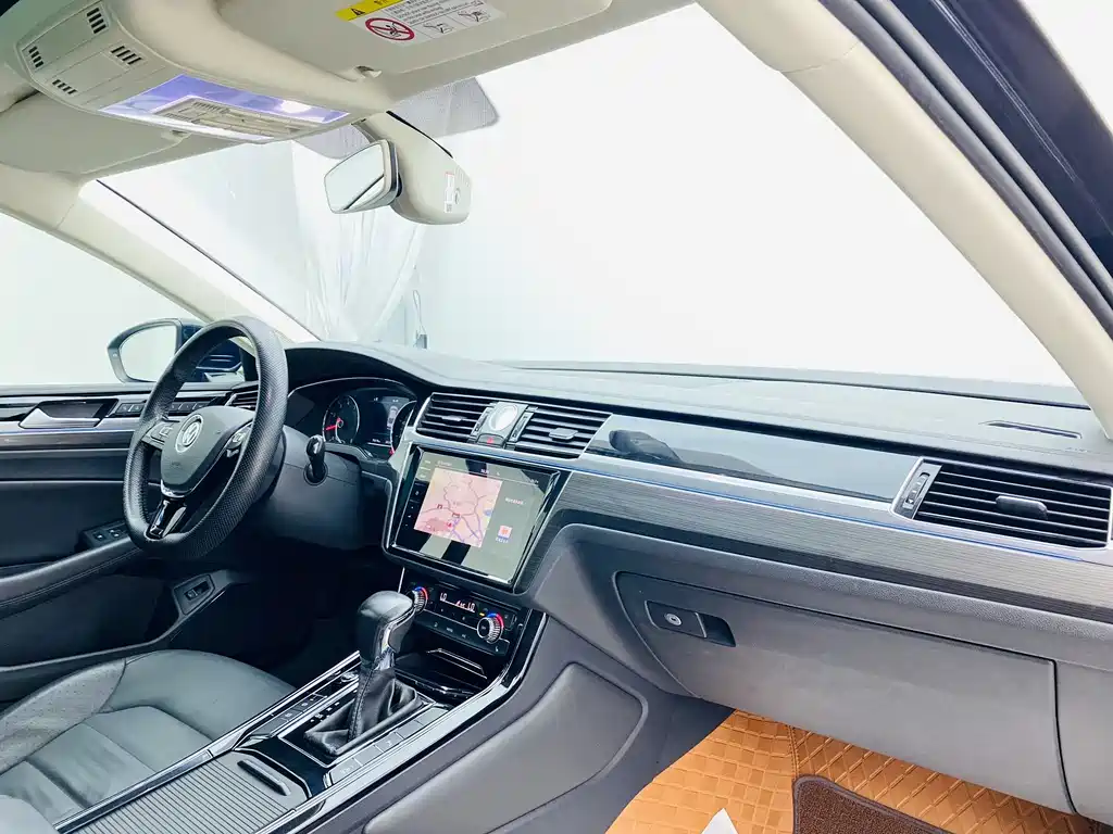 Volkswagen Phideon 2019 — фото 14