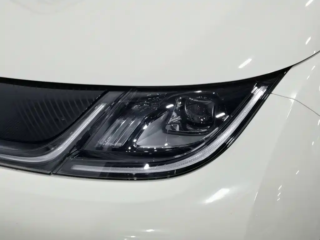 BYD Dolphin 2023