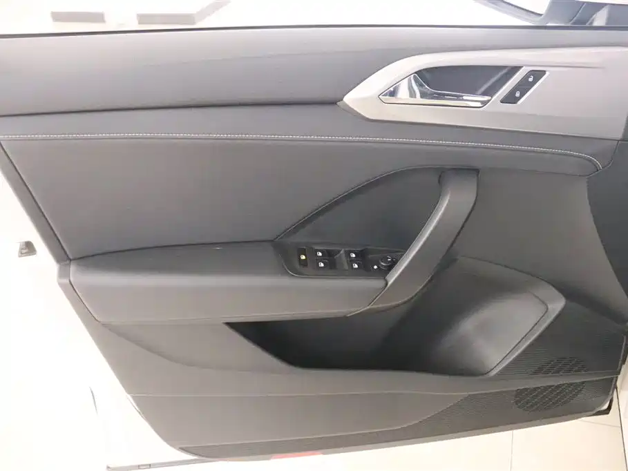 Volkswagen Tharu New Energy 2021 — фото 12