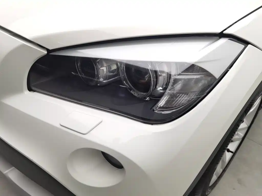 BMW X1 2012