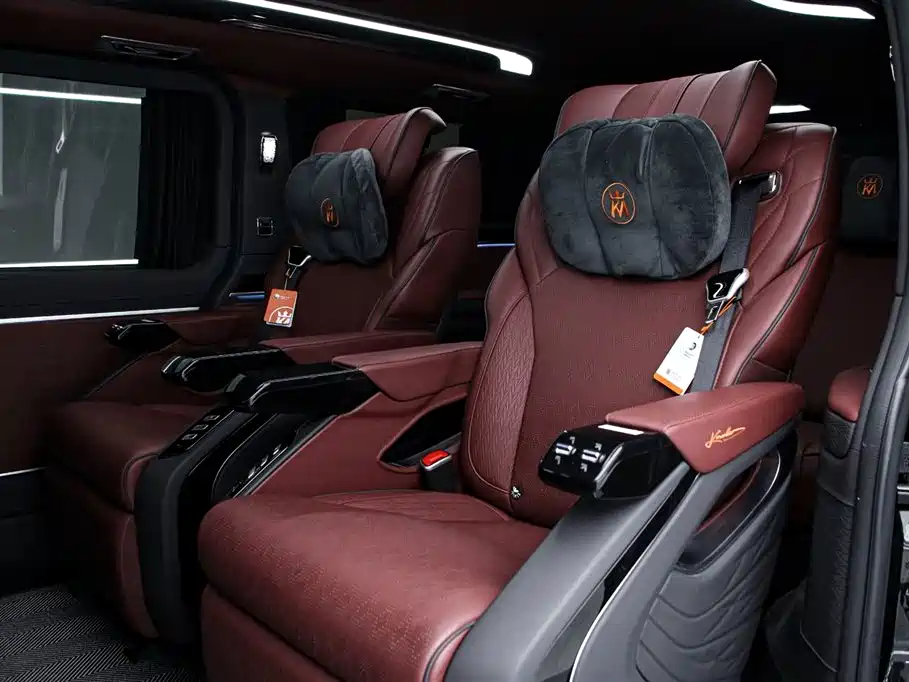 Toyota Hiace 2025 — фото 14