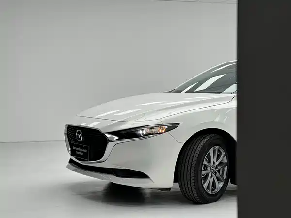 Mazda 3 Axela 2022