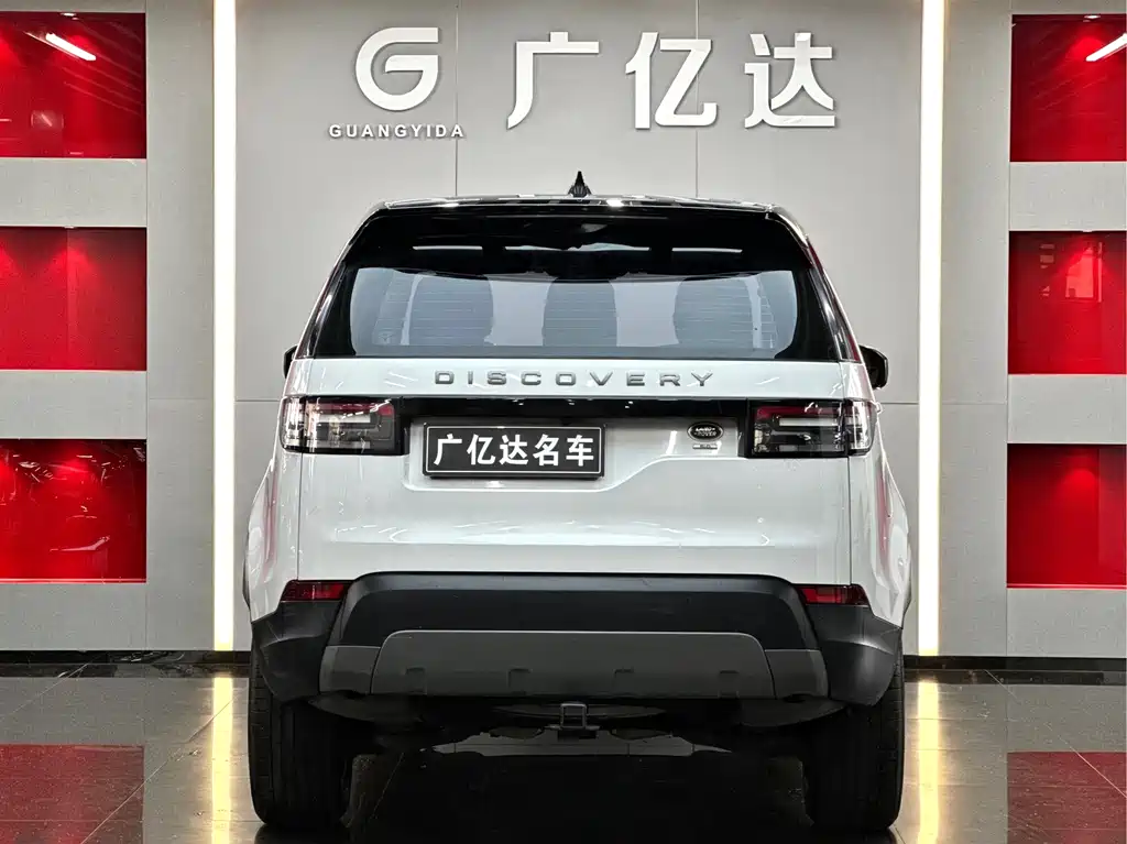 Land Rover Discovery 2018 — фото 11