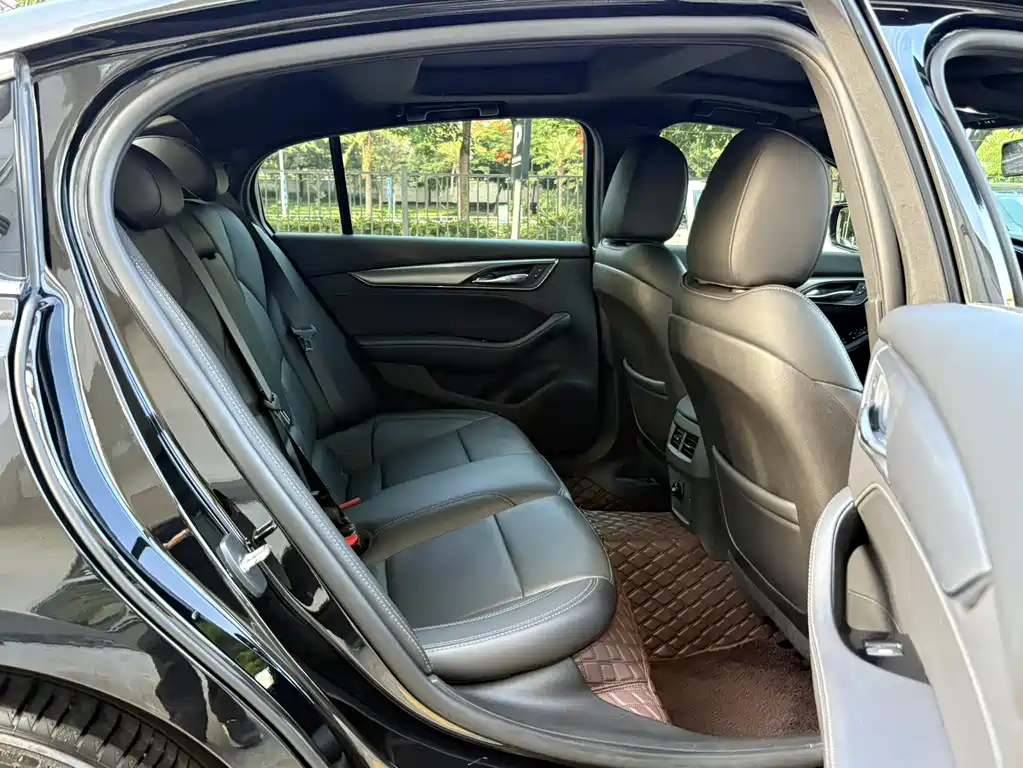 Cadillac CT5 2023 — фото 14