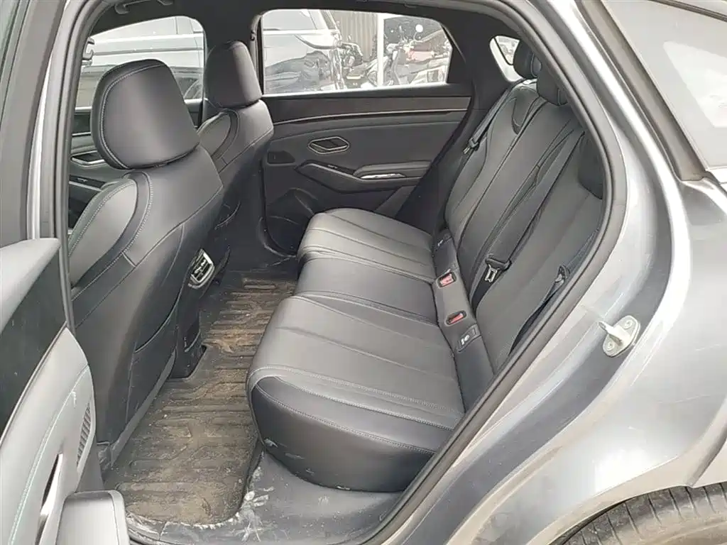 BYD Qin L 2025 — фото 17