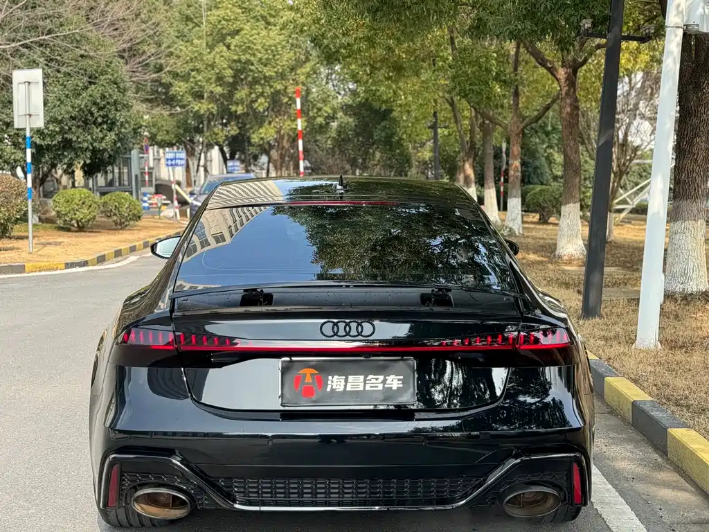 Audi RS 7 2023 — фото 5