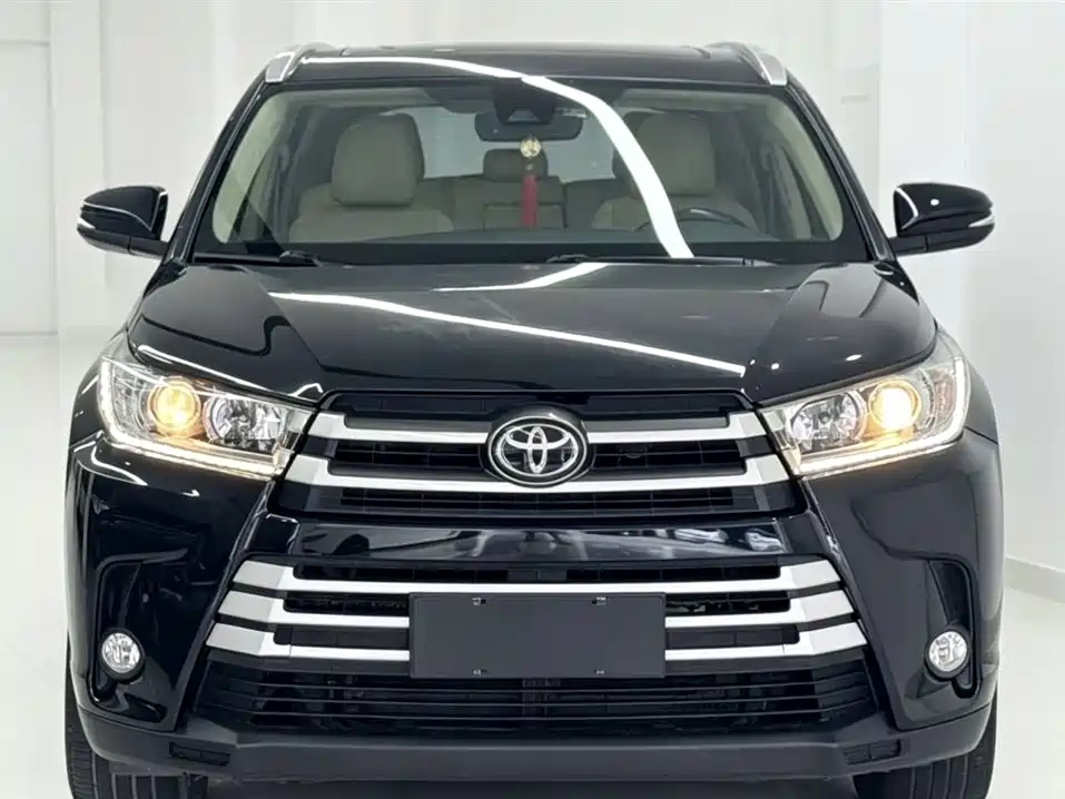 Toyota Highlander 2019 — фото 2