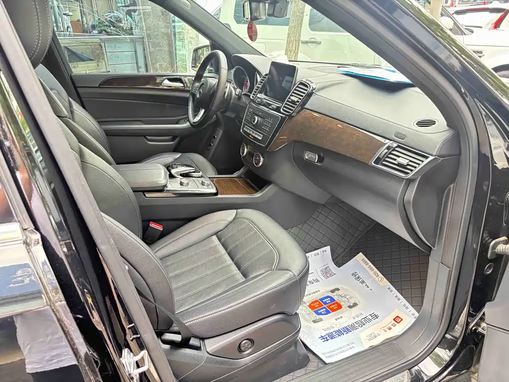 Mercedes-Benz GLS 2018 — фото 10