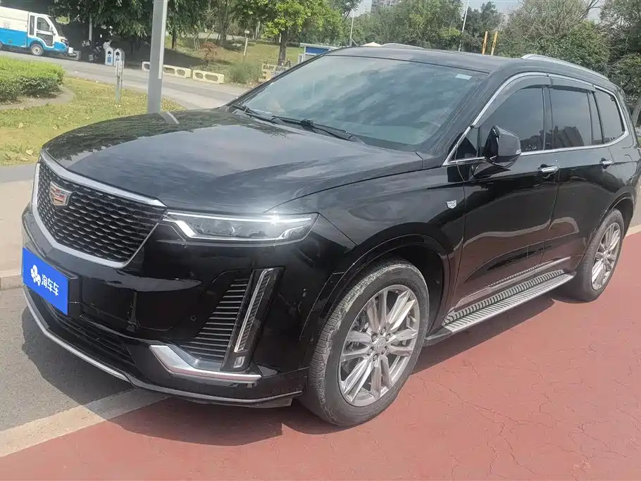 Cadillac XT6 2021 — фото 1