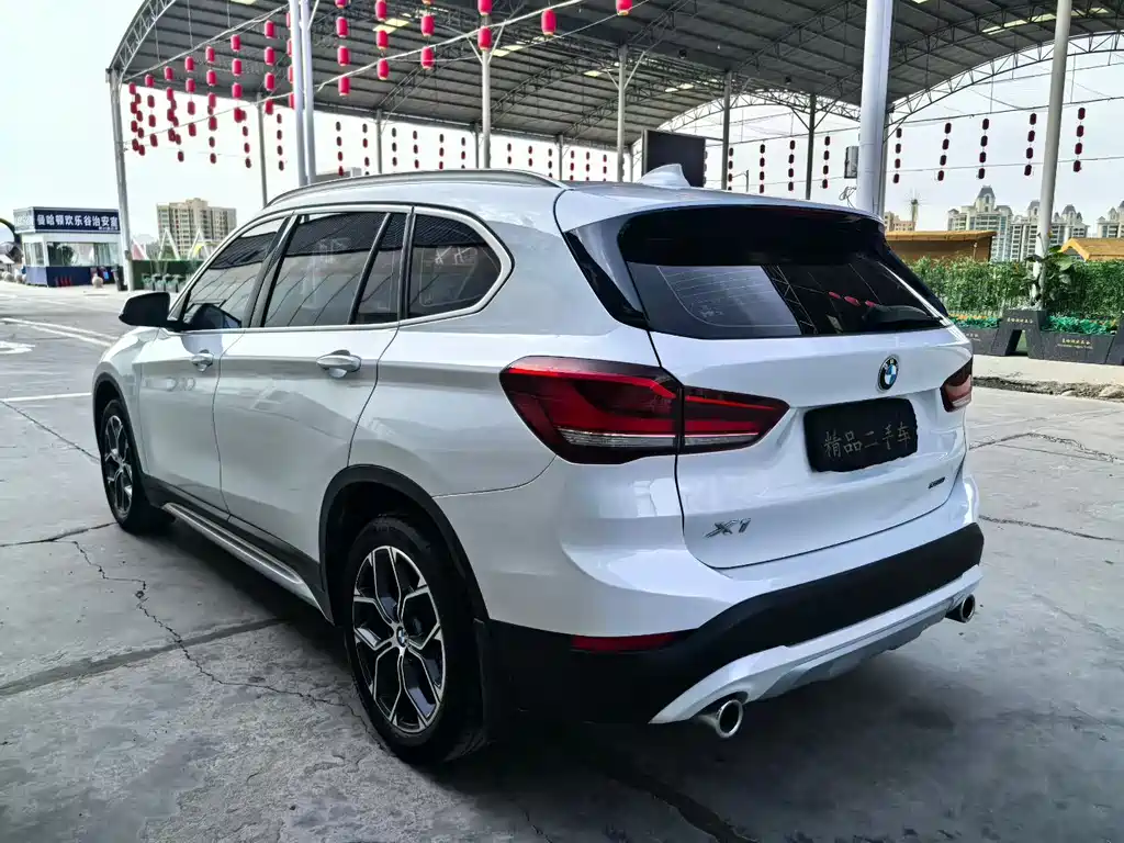 BMW X1 2022 — фото 4