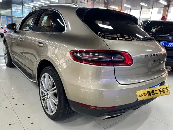 Porsche Macan 2014