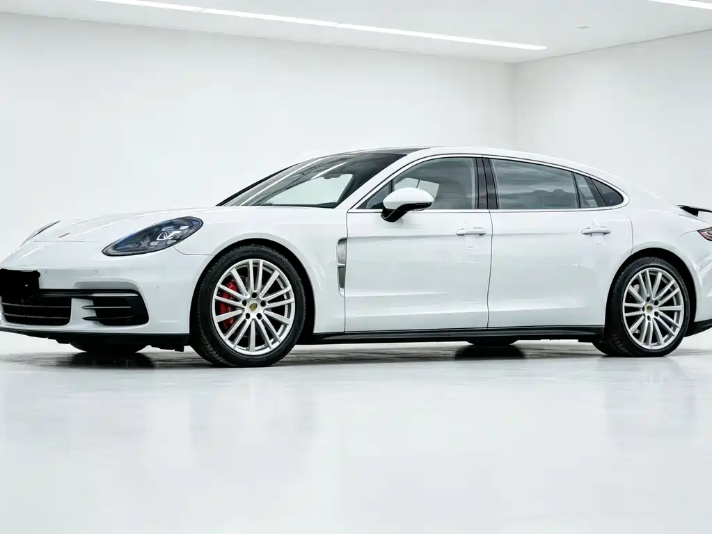 Porsche Panamera 2019