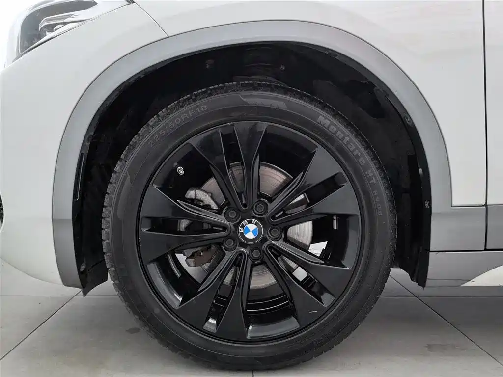 BMW X2 2021 — фото 17