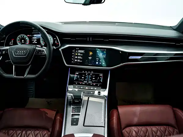 Audi A7L 2024
