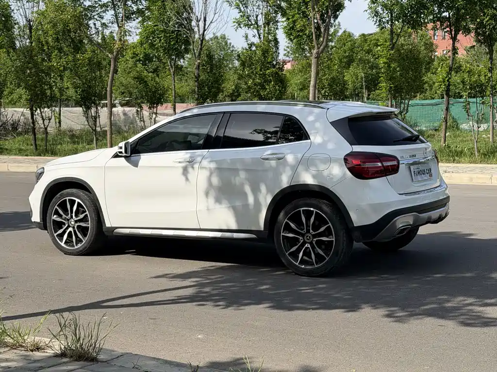 Mercedes-Benz GLA 2017 — фото 6