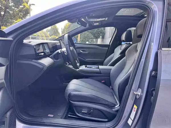 BYD Qin L 2025