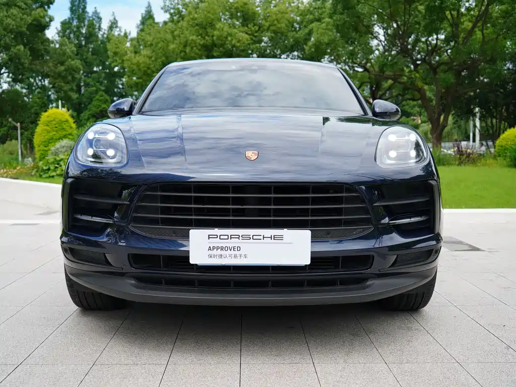 Porsche Macan 2021