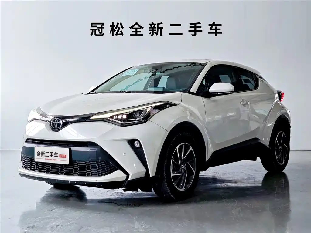 Toyota C-HR 2023 — фото 1