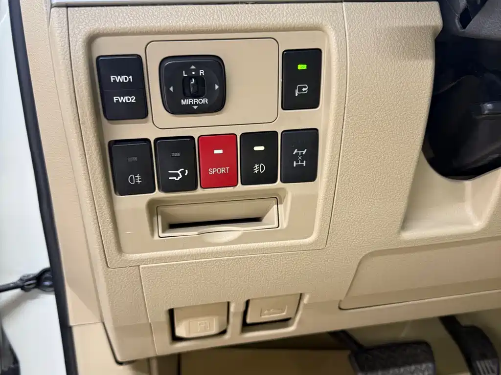 Toyota Land Cruiser 2015 — фото 20