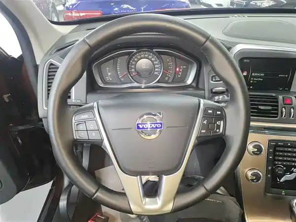 Volvo XC60 2016