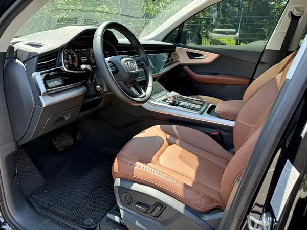 Audi Q7 2024