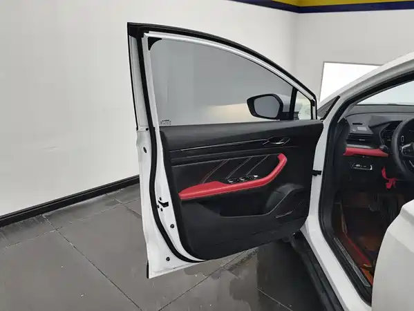 Geely Emgrand S 2022
