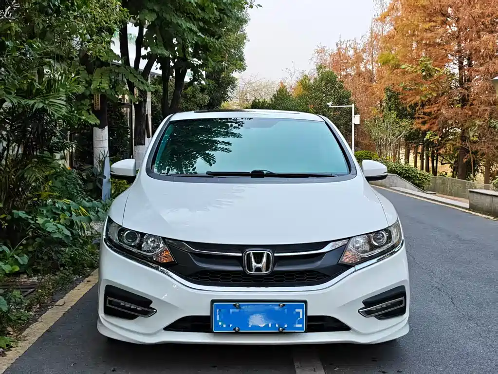 Honda Jade 2018 — фото 2