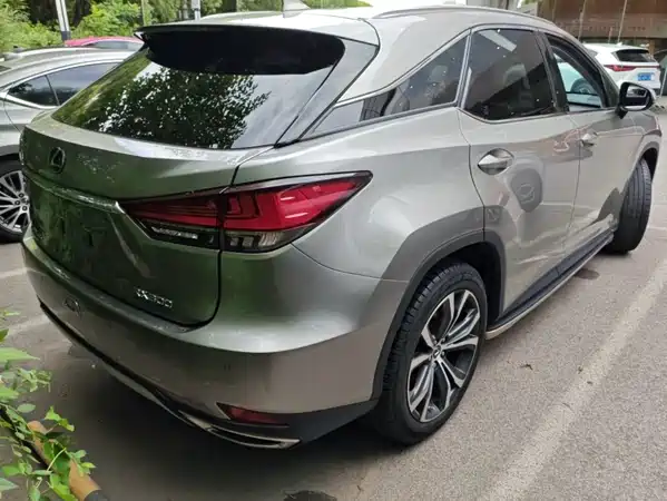 Lexus RX 2020