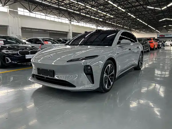 NIO ET5T 2024