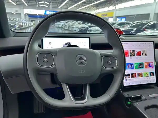 NIO ET5T 2024