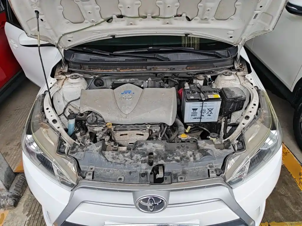 Toyota Yaris L 2016 — фото 20