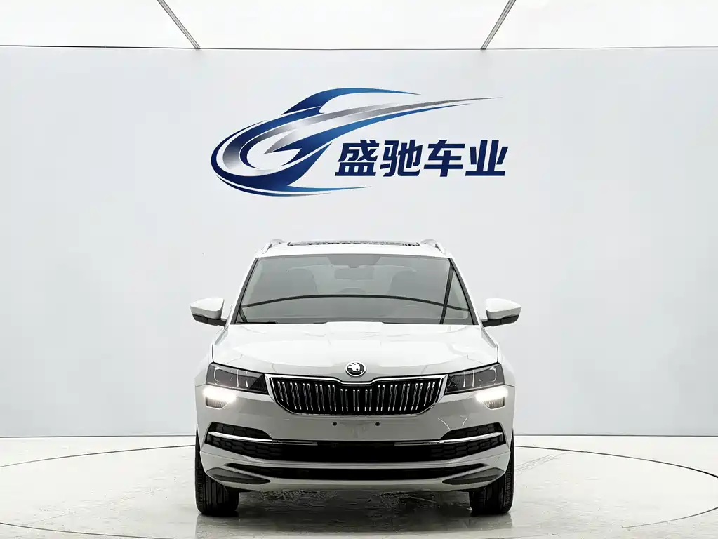 Skoda Karoq 2023 — фото 2