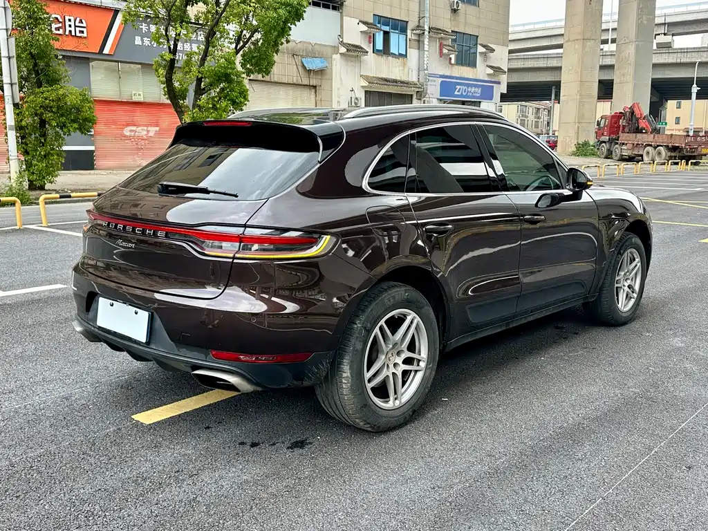 Porsche Macan 2020 — фото 13