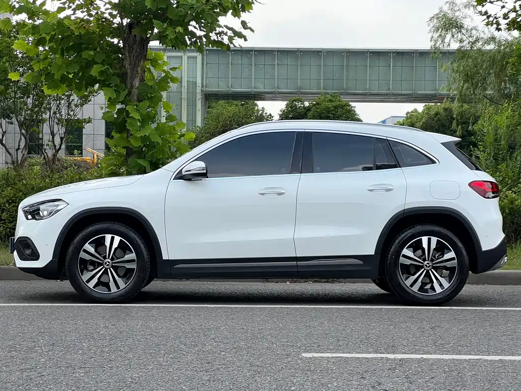 Mercedes-Benz GLA 2021 — фото 5