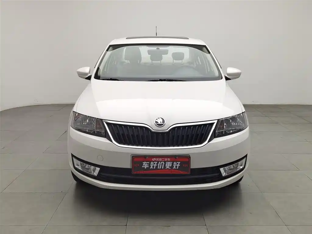 Skoda Rapid 2014 — фото 3