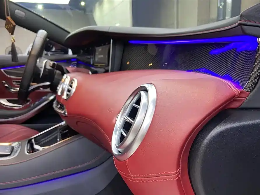 Mercedes-Benz S-Class AMG 2019 — фото 10
