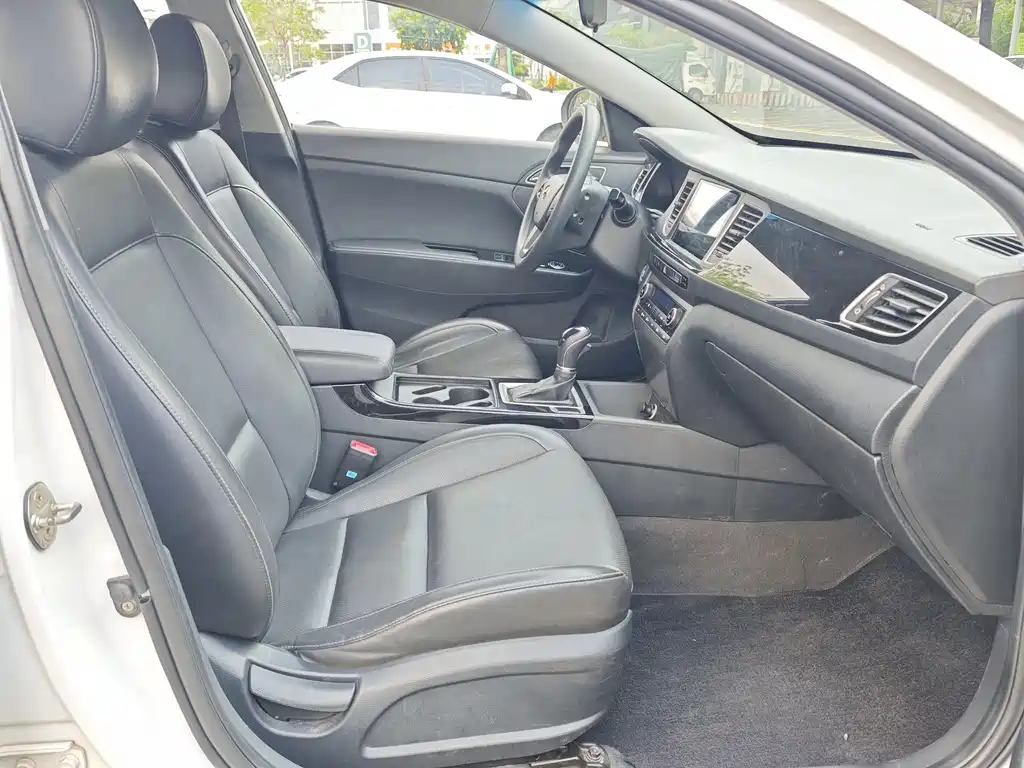 Hyundai Mistra 2015 — фото 5