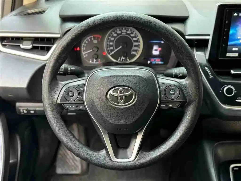 Toyota Corolla 2020 — фото 8