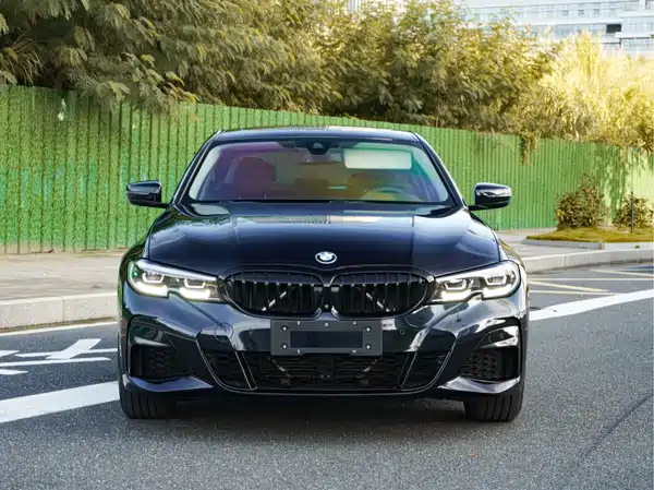BMW 3 Series 2021