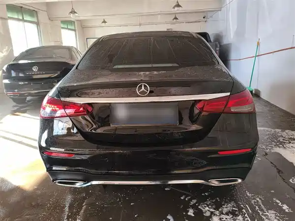 Mercedes-Benz E-Class 2021