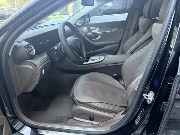 Mercedes-Benz E-Class 2021