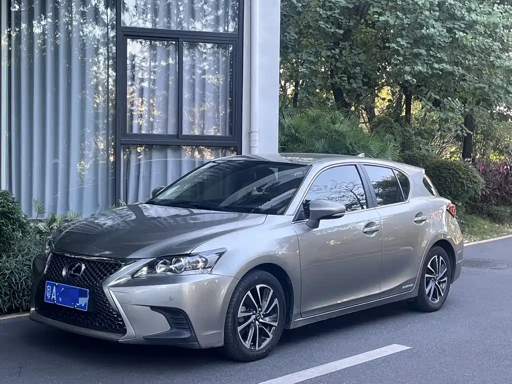 Lexus CT 2021
