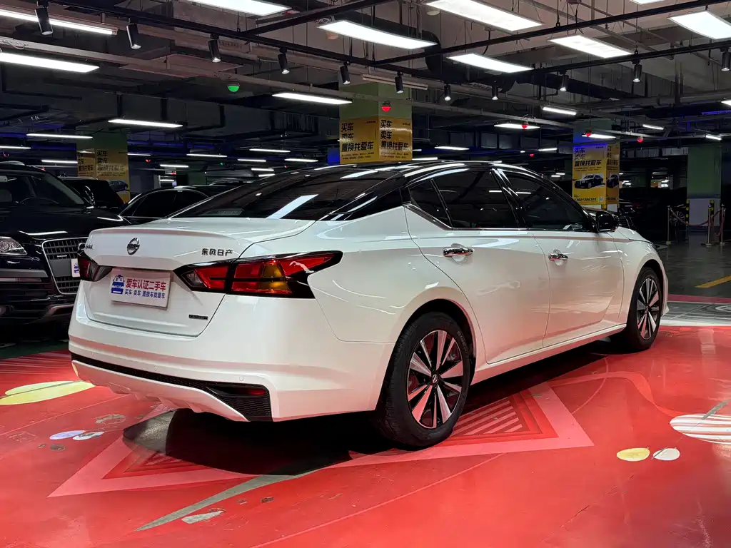 Nissan Teana 2021