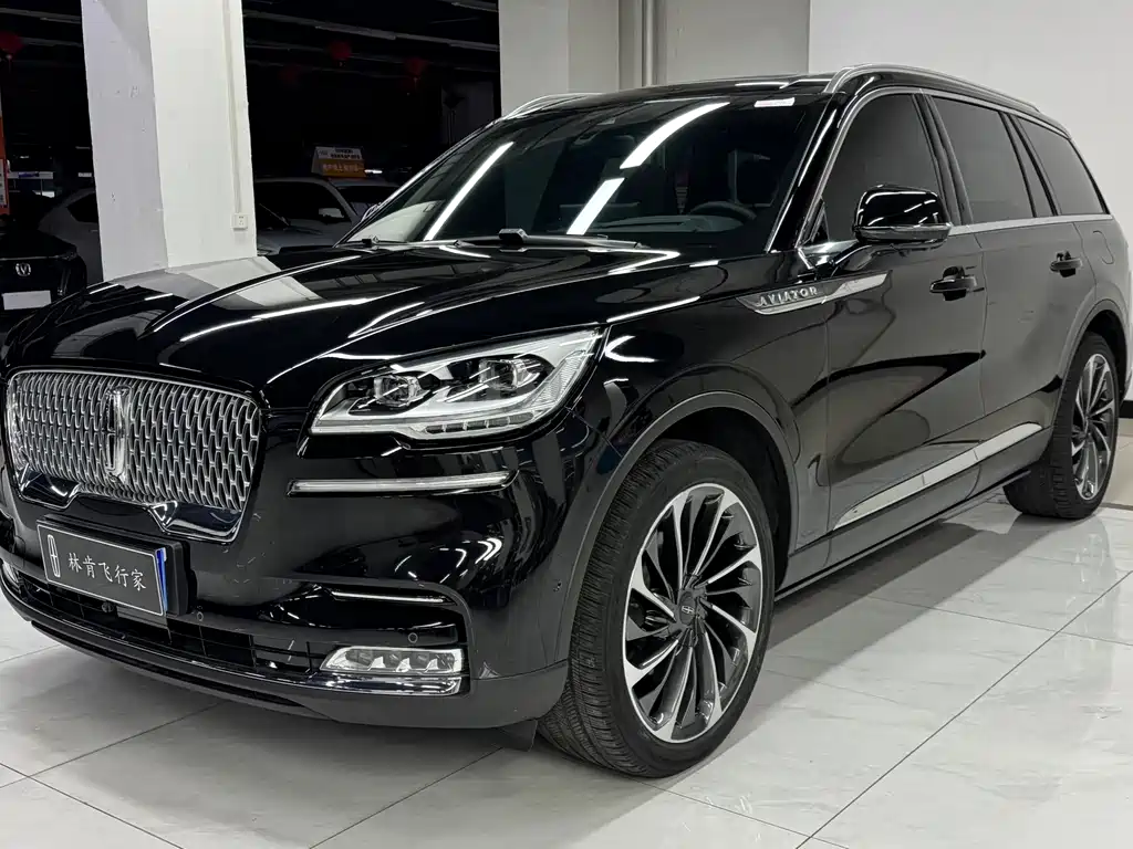 Lincoln Aviator 2021 — фото 1