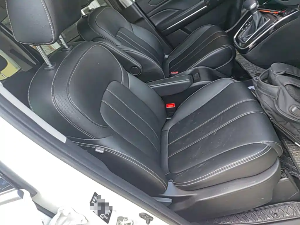 GAC Motor Trumpchi M6 2020 — фото 25