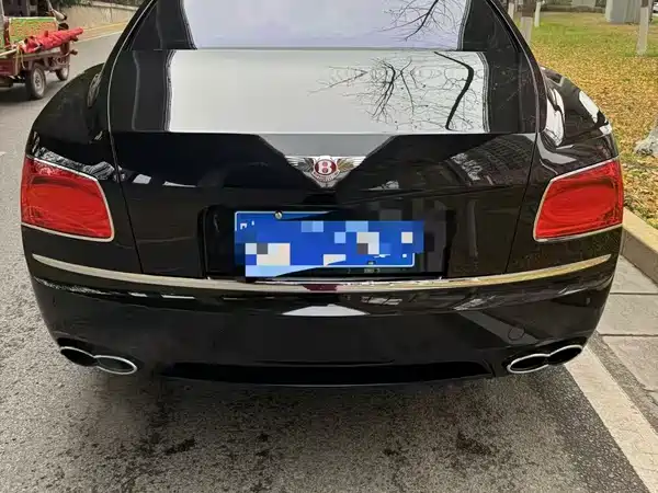 Bentley Flying Spur 2015