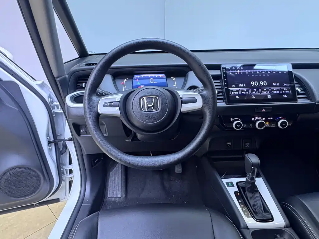 Honda Fit 2023 — фото 10